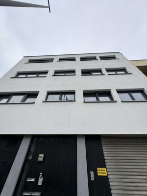 Stilvolle 3-Raum-Wohnung mit gehobener Innenausstattung mit Balkon in Köln Weidenpesch