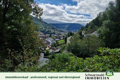 Wohnhaus mit besonderer architektonischen Note in Aussichtslage im Schwarzwald