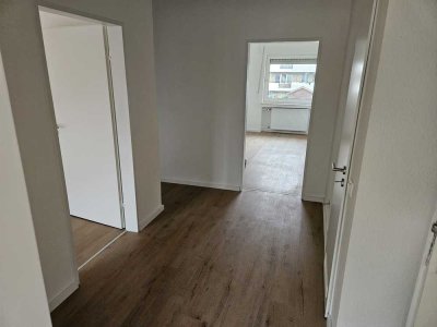 Erstbezug nach Sanierung: Schöne 3-Raum-Wohnung mit gehobener Innenausstattung in Würselen