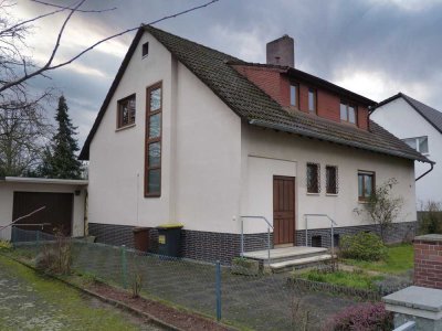 Zweifamilienhaus mit Potential in toller Lage von Walldorf