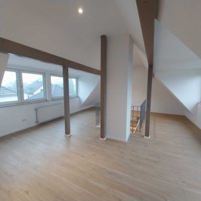 Schöne sanierte Maisonette-Wohnung, ruhig, zentral