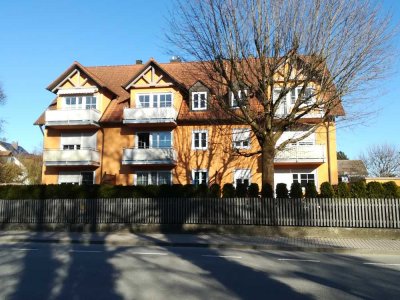 Helle und freundlichen Erdgeschosswohnung mit Terrasse