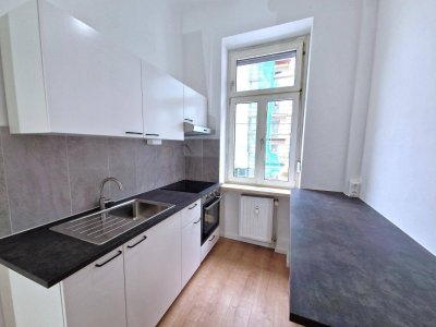 Saniert und vermietet: 30 m² Altbauwohnung in zentraler Lage, Nahe Citypark!