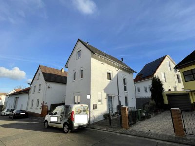 *NEU: DIE ALTERNATIVE ZUR WOHNUNG! BJ. 2010 JUNGES EINFAMILIENHAUS IN ABSOLUT RUHIGER LAGE VON MAINZ