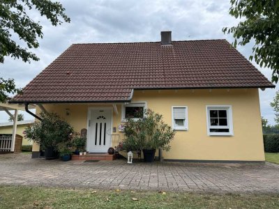 !RESERVIERT! !! PROVISIONSFREI!! Einfamilienhaus in Harburg (Schwaben)