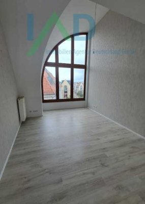 Blick auf den Dom ! Traumhafte Maisonetten-Wohnung. Balkone. Dachterrasse. Fahrstuhl.