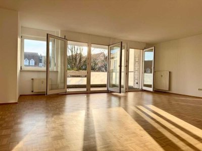 Attraktive helle 4-Zimmer-Wohnung mit 2 Balkonen in Lippstadt Zentrum