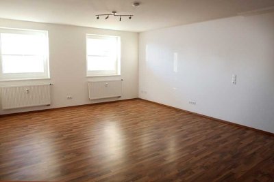 Schöne, helle und barrierefreie 2-Zimmer-Einliegerwohnung mit Einbauküche in Zapfendorf