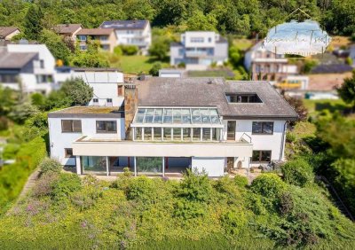 Einzigartige Villa mit exklusiver Aussicht am Südhang von Niefern