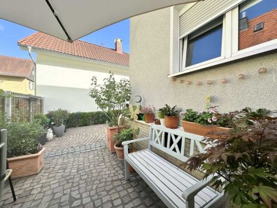 WOHNTRAUM MIT RAUM FÜR MEHR � Maisonette-Wohnung mit Ausbaupotenzial in Bad Homburg!