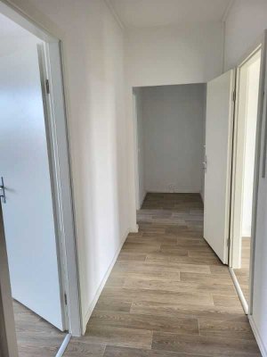 Top Gelegenheit! 3 -Raumwohnung mit Balkon + Kautionsfrei!