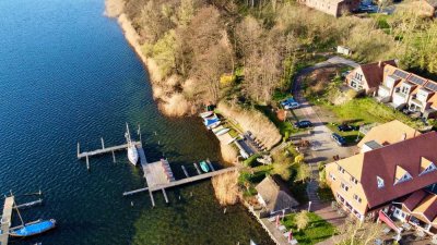 Unverbaubarer Blick auf den Ratzeburger See - Zweifamilienhaus mit Seezugang