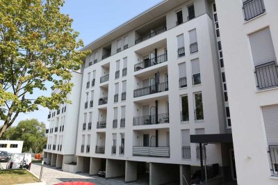 Hübsches Appartement mit Einbauküche, Bad mit Dusche, Balkon