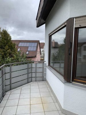 Gepflegte 2-Zimmer-Wohnung mit Balkon in Oberboihingen