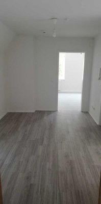 Sehr schöne 3 Zimmer Dachgeschosswohnung in Gelsenkirchen-Ückendorf zu vermieten.