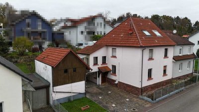 Provisionsfrei: Einfamilienhaus mit vielseitigen Möglichkeiten in begehrter Randlage von Karlsruhe