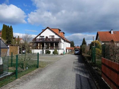 105 m² mit Wintergarten, Balkon, zwei Bäder, Stellplatz warten zum Eigennutz auf Sie