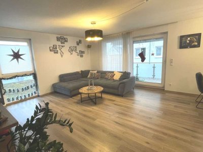 2017 neu erbaute 4 - Zimmerwohnung mit Balkon und Stellplatz