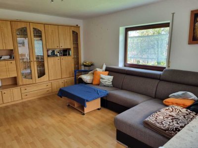 2-Zimmer-Wohnung mit Wintergarten, Terrasse und EBK im OT Aurich, Vaihingen/Enz