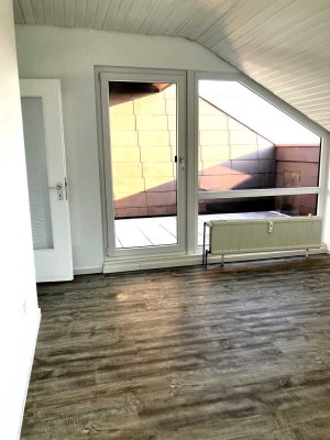 Helle 2-Zimmer-Wohnung mit Loggia in Brackenheim