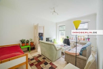 IMMOBERLIN.DE - Attraktive Altbauwohnung mit Balkon in ruhiger Lage