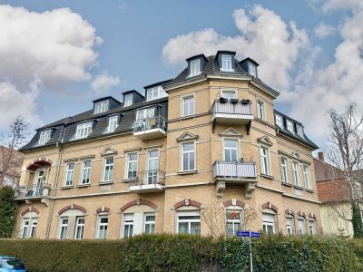 * helle 4-Zimmer-Whg. in ruhiger u. grüner Lage mit Balkon *