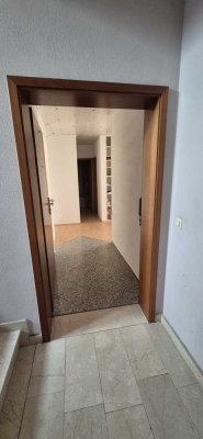 Exklusive 3-Zimmer-Maisonette-Wohnung mit Einbauküche in Oberursel (Taunus)