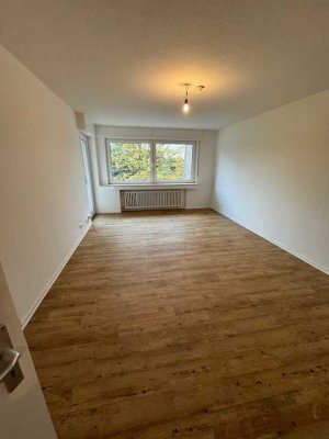 Traumhaft schöne 3 Zimmer Wohnung mit Balkon in Duisburg zu vermieten!!!