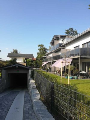 KfW 40+ Haus: 5 Zimmer-OG/DG-Wohnung mit großem Balkon in Bruckmühl