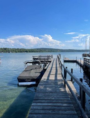 Bungalow mit Wassergrundstück direkt am Starnberger See