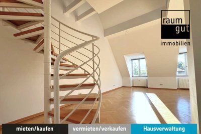 Stilvolle Singlewohnung in Wittlaer - 2-Zimmer Maisonettewohnung im historischen Dreiflügelhaus