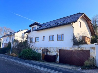 Einzigartiges 284 m² grosses Einfamilienhaus in bevorzugter Lage * In direkter Waldnähe! *