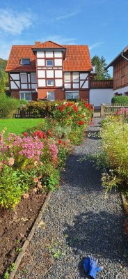 Modernisierte 3-Zimmer-Wohnung mit Einbauküche und Balkon in Freden (