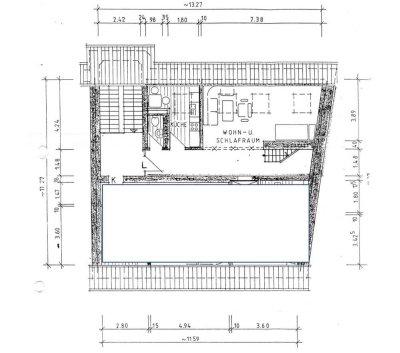 Helle & offene Maisonette-Wohnung mit vielen Einbauschränken im denkmalgeschützten Altbau