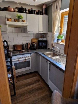 Helle 1-Zimmer Wohnung mit riesiger Terrasse