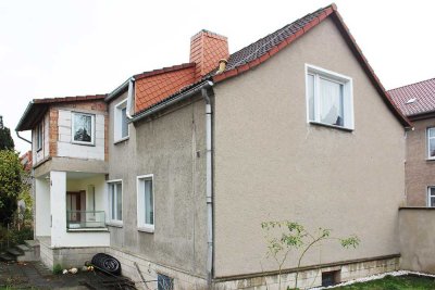 *reserviert* bezugsfreies Wohnhaus mit Garage, Nebengelass in Heldrungen