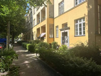 Furnished Flat in Treptow/Friedrichshain.*NO WGs!* Singles/Couples only. Limited rental for 1 year.