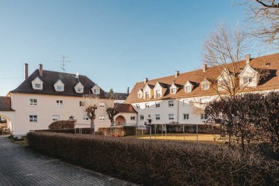 Haunstetten - Modernisierte 2-Zimmer Wohnung nähe Siebentischwald