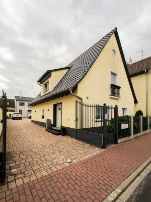 Kernsaniertes Einfamilienhaus mit hochwertiger Ausstattung in zentraler Lage von Viernheim