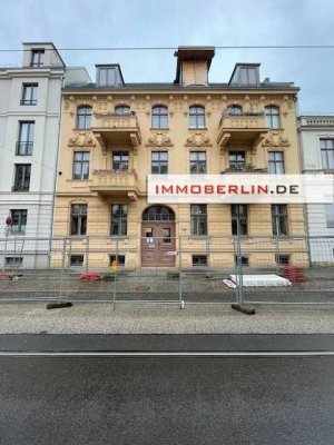 IMMOBERLIN.DE - Neubau-Dachgeschosswohnung mit Designpotential im Baudenkmal zwischen Havel