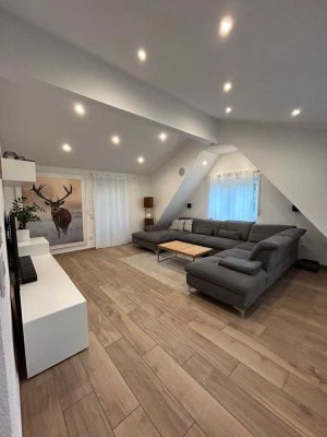 Moderne 3-Zimmer-Maisonette-Wohnung mit geh. Innenausstattung mit Balkon in Welzheim