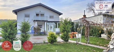 Einfamilienhaus mit Swimmingpool und großem, gepflegtem Garten, zentral gelegen in Mauerbach.