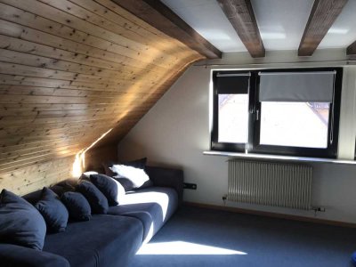 Ruhige Nachmieter für helle 90qm DGWohnung zum 1.4.25 gesucht