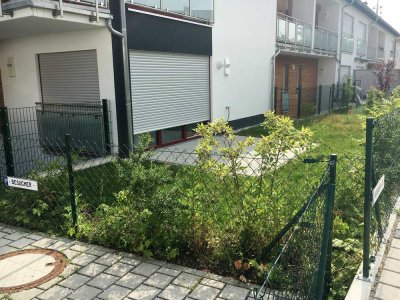 Stilvolle, geräumige und helle 1-Zimmer-EG-Wohnung mit Terrasse