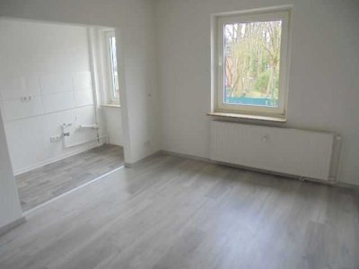 VORABINFO ! 2 - Zimmerwohnung mit Balkon !