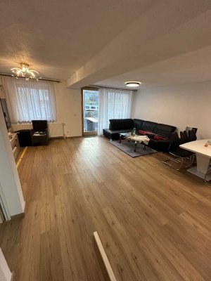 Freundliches 5-Zimmer-Reihenhaus mit gehobener Innenausstattung und EBK in Kempten Lenzfried