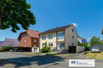 Zweifamilienhaus mit ausgebautem Dachgeschoss