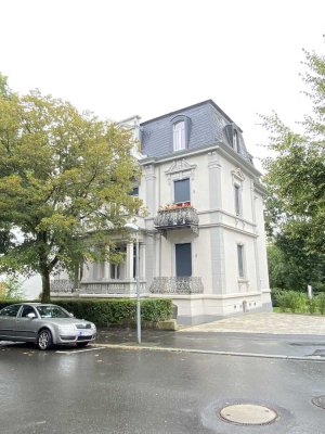 Großzügige 3-Zimmer-Wohnung in gepflegten Altbauhaus