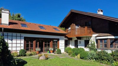 Exklusive Traumvilla mit unverbaubarem Weitblick