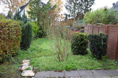 Reihenmittelhaus mit Garten in Südlage und Garage in Berlin-Buckow . PROVISIONSFREI für Käufer*in